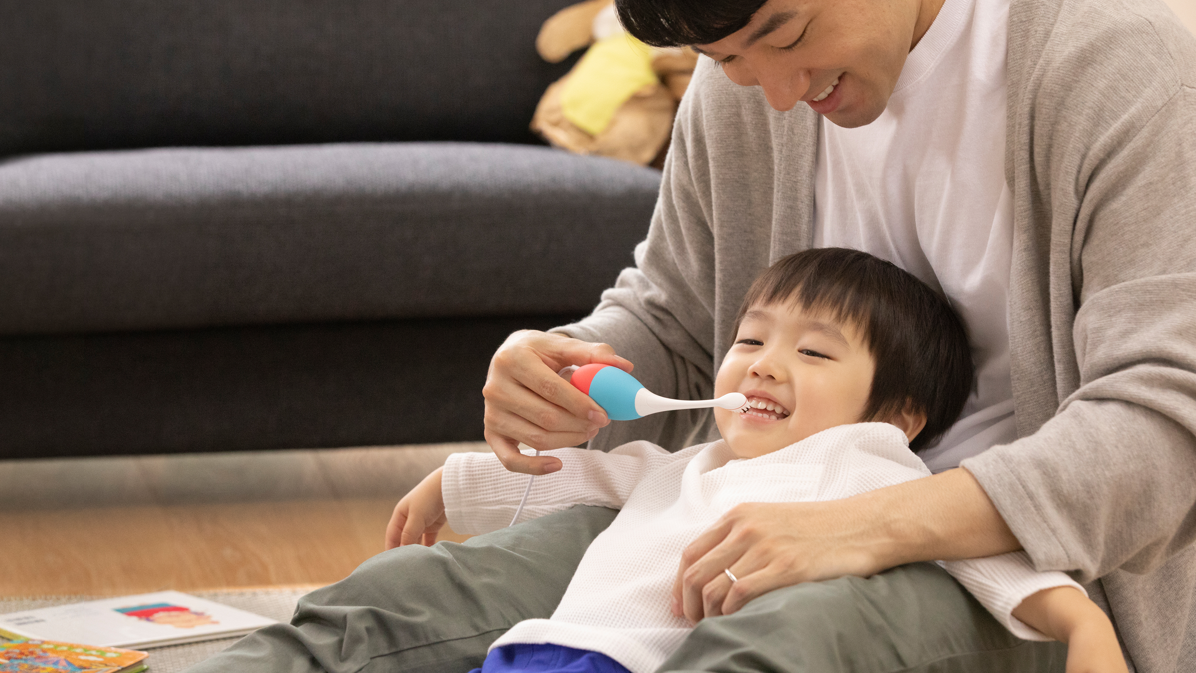 子どもが嫌がる歯磨きを親子で楽しめる時間に変える