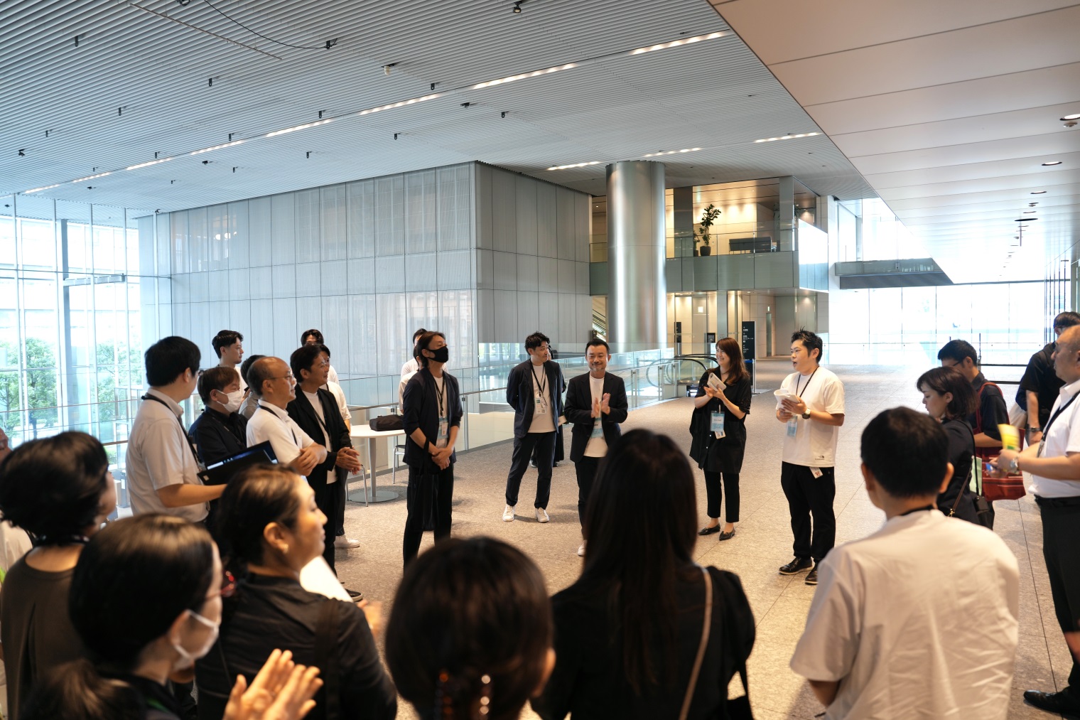 開場前にみんなで心をひとつに 