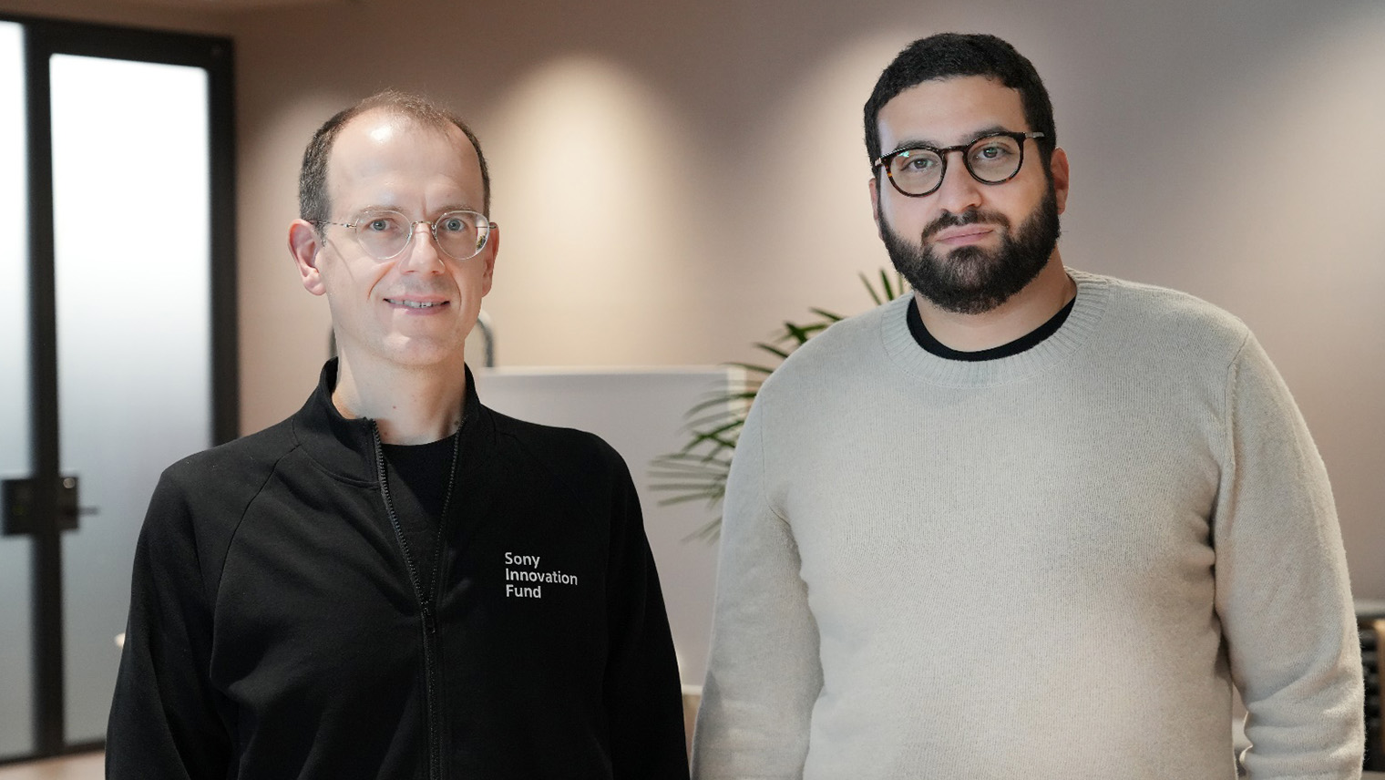 Bastion 共同創業者 兼 CEO Nassim Eddequiouaq さん(右) ソニーベンチャーズ株式会社 シニアインベストメントダイレクター Ludovic Copéré(左)